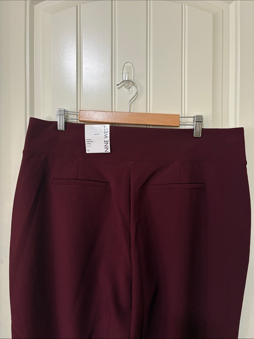 NWT Nine West Cropped Pull-On Pants in Deep Burgundy - Picture 10 of 12